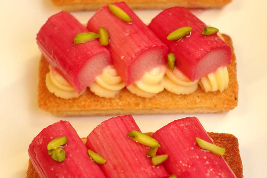 Rhubarb & Custard Financier