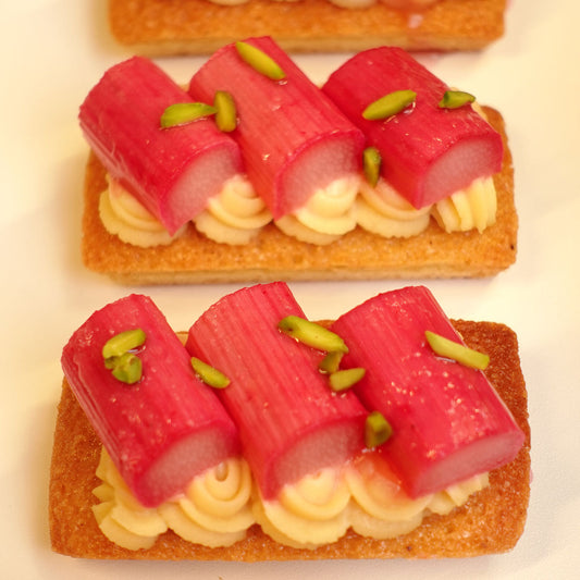 Rhubarb & Custard Financier