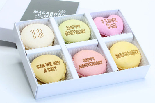 Personalised Macarons